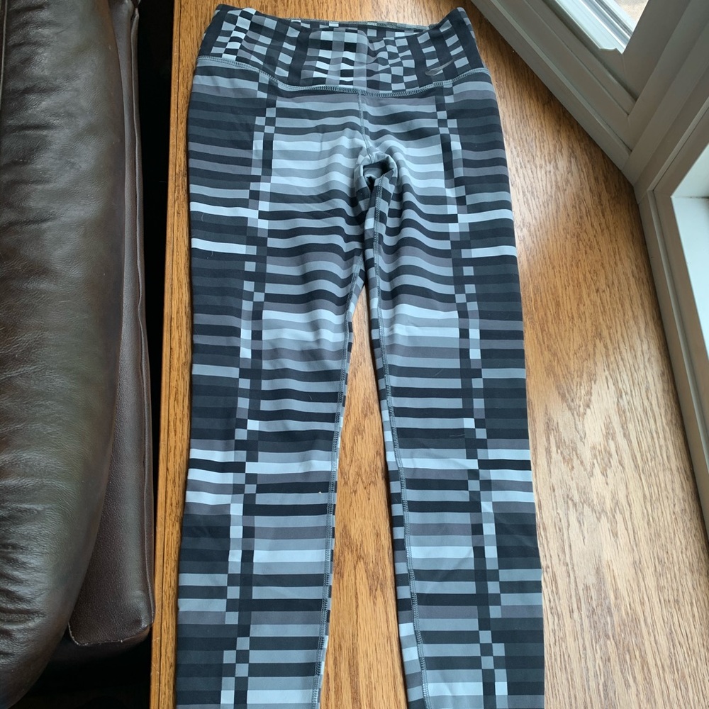 Nike leggings